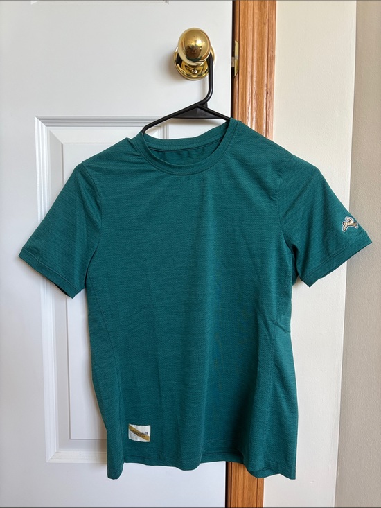 Tracksmith Tops - Tracksmith Session Tee